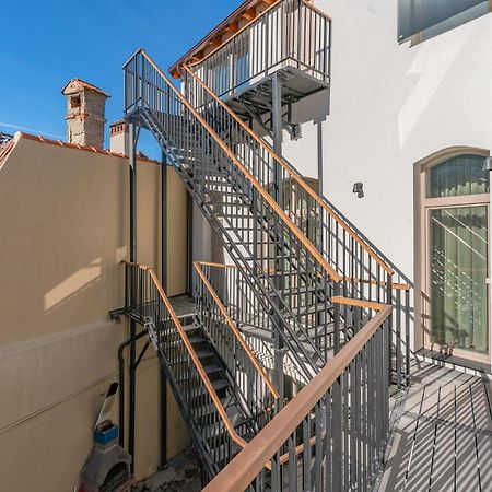 Premium Suites Postavarului Μπρασόβ Εξωτερικό φωτογραφία