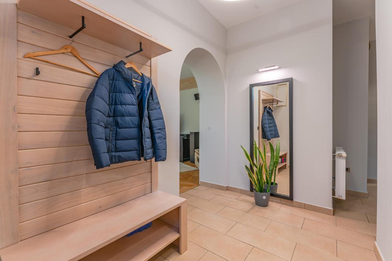 Premium Suites Postavarului Μπρασόβ Εξωτερικό φωτογραφία