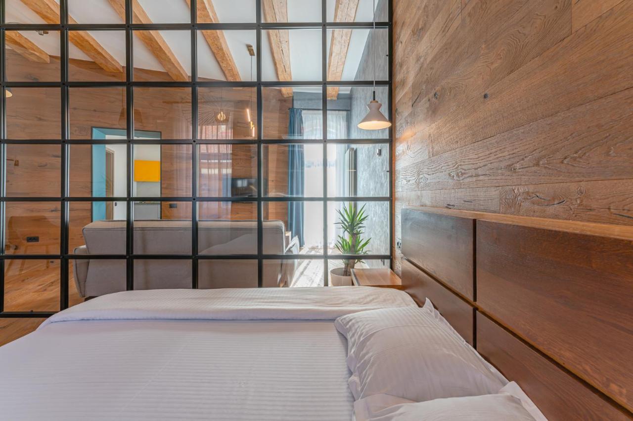 Premium Suites Postavarului Μπρασόβ Εξωτερικό φωτογραφία