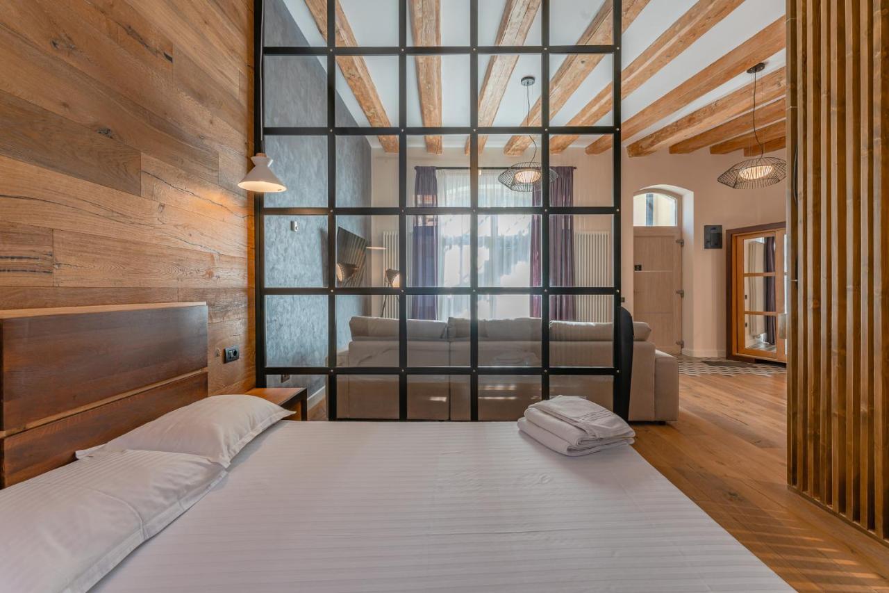 Premium Suites Postavarului Μπρασόβ Εξωτερικό φωτογραφία