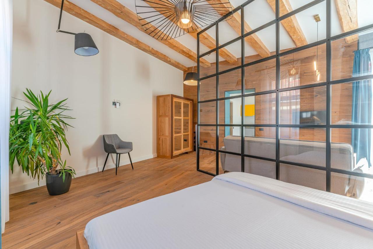 Premium Suites Postavarului Μπρασόβ Εξωτερικό φωτογραφία