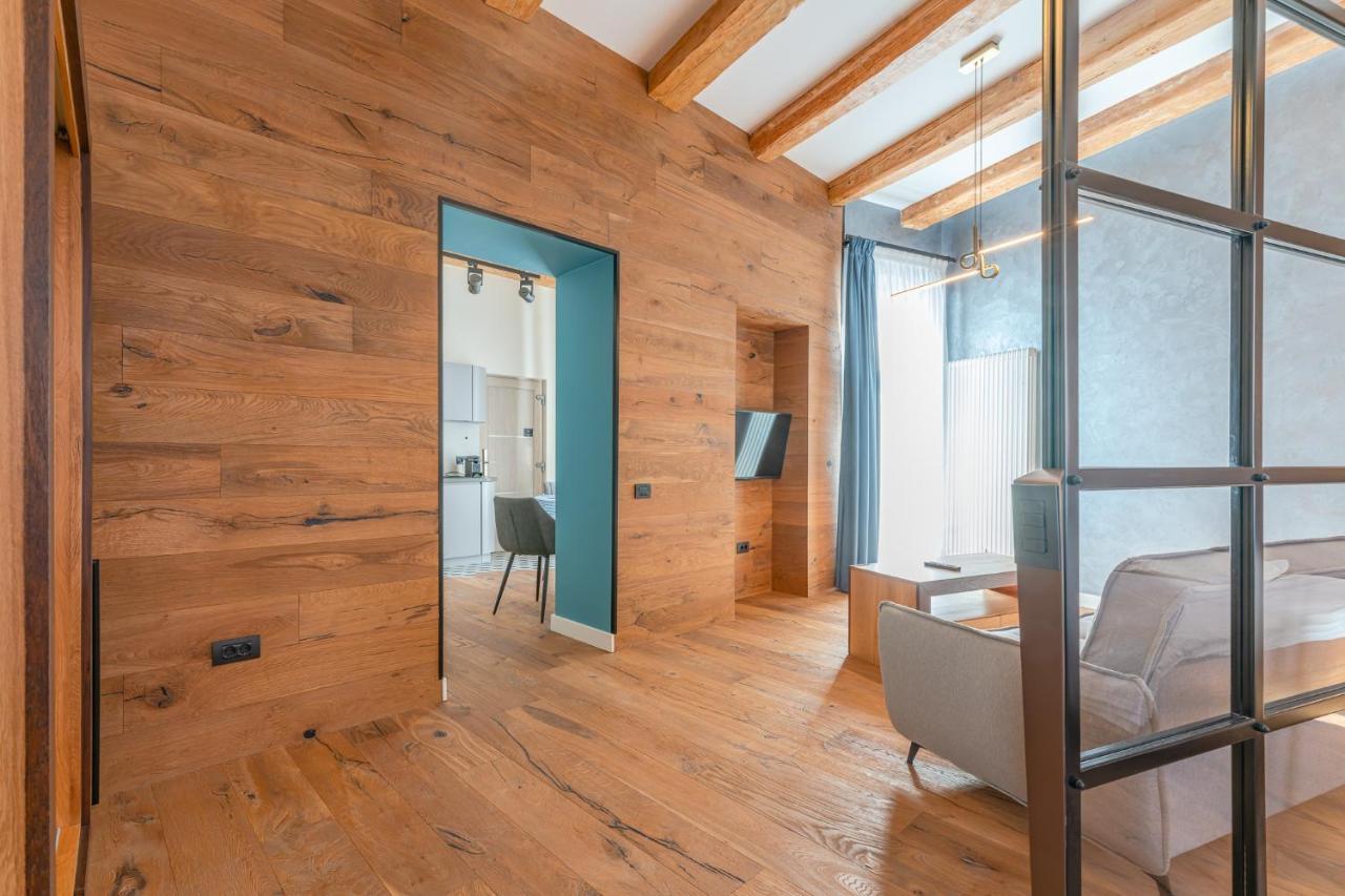 Premium Suites Postavarului Μπρασόβ Εξωτερικό φωτογραφία