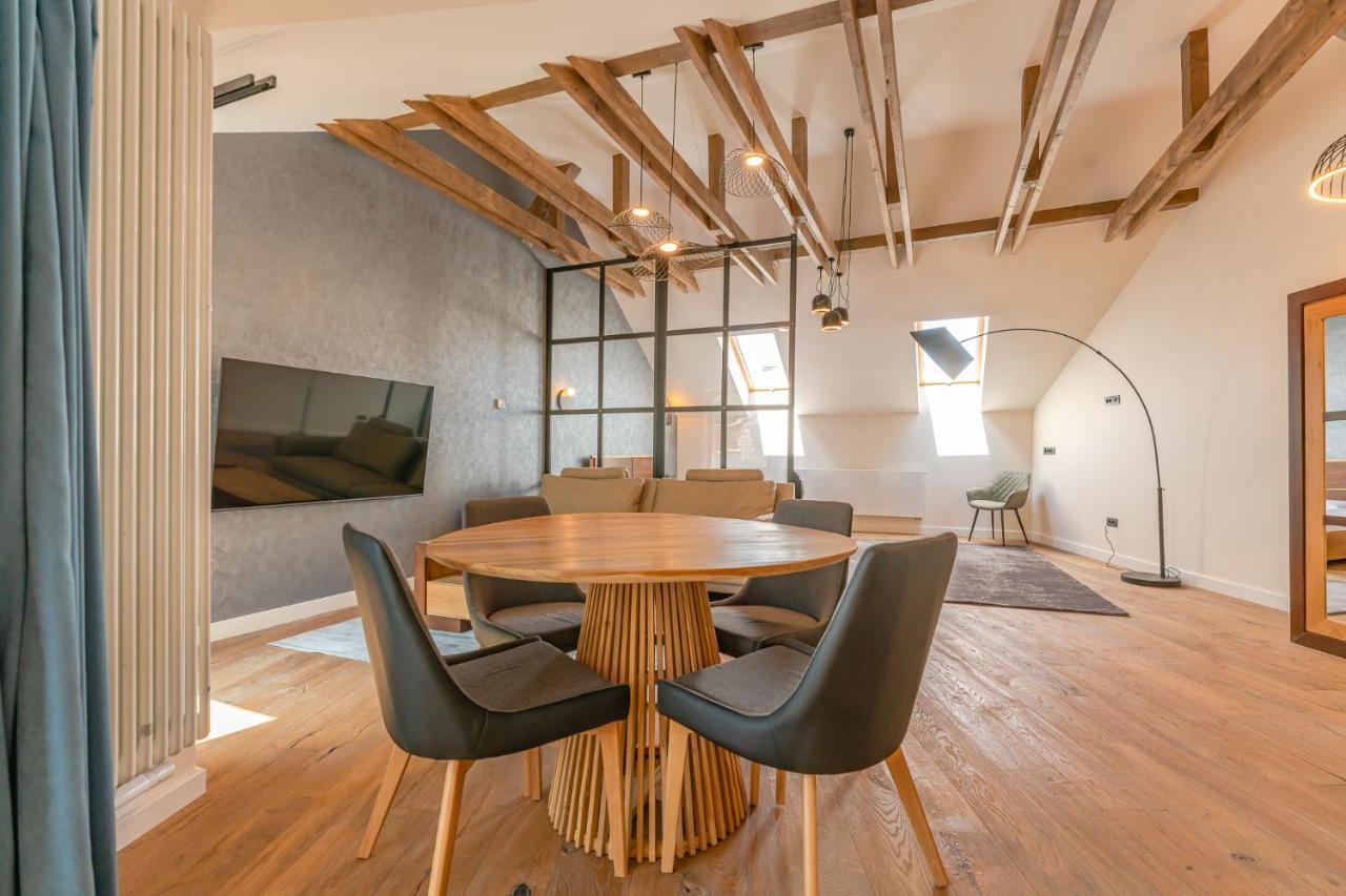 Premium Suites Postavarului Μπρασόβ Εξωτερικό φωτογραφία