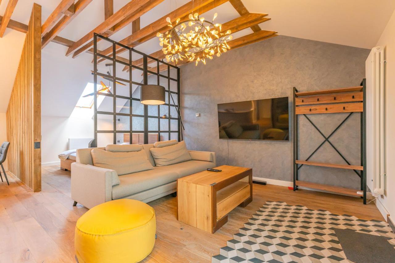 Premium Suites Postavarului Μπρασόβ Εξωτερικό φωτογραφία